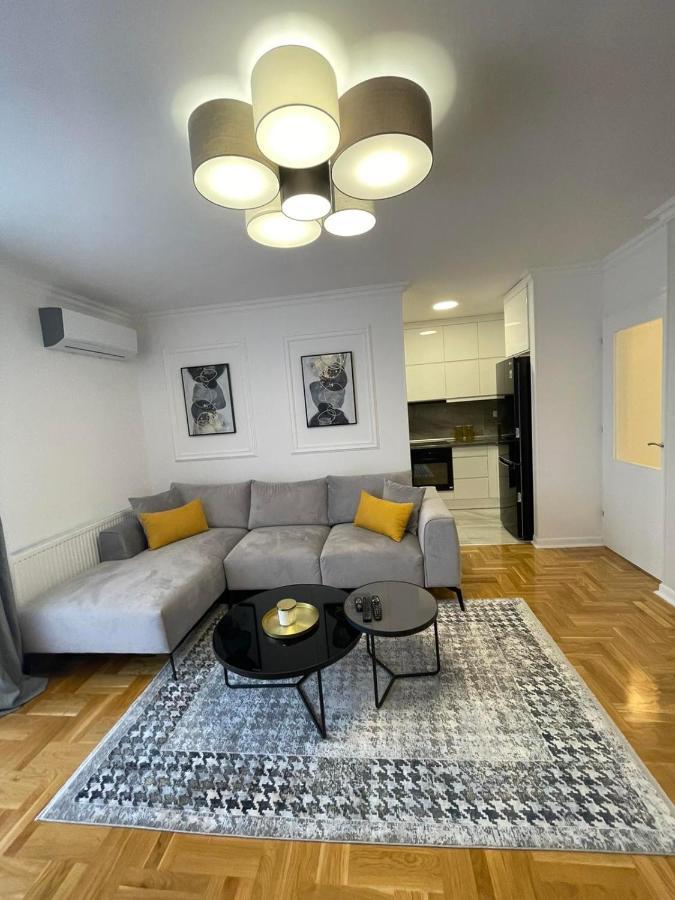 Penny Stan Na Dan Apartment บิเยลยินา ภายนอก รูปภาพ