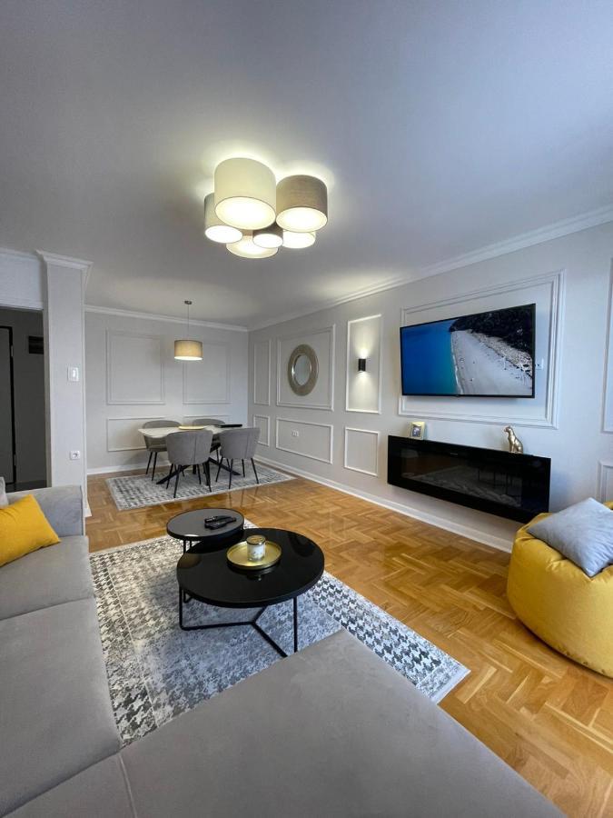 Penny Stan Na Dan Apartment บิเยลยินา ภายนอก รูปภาพ